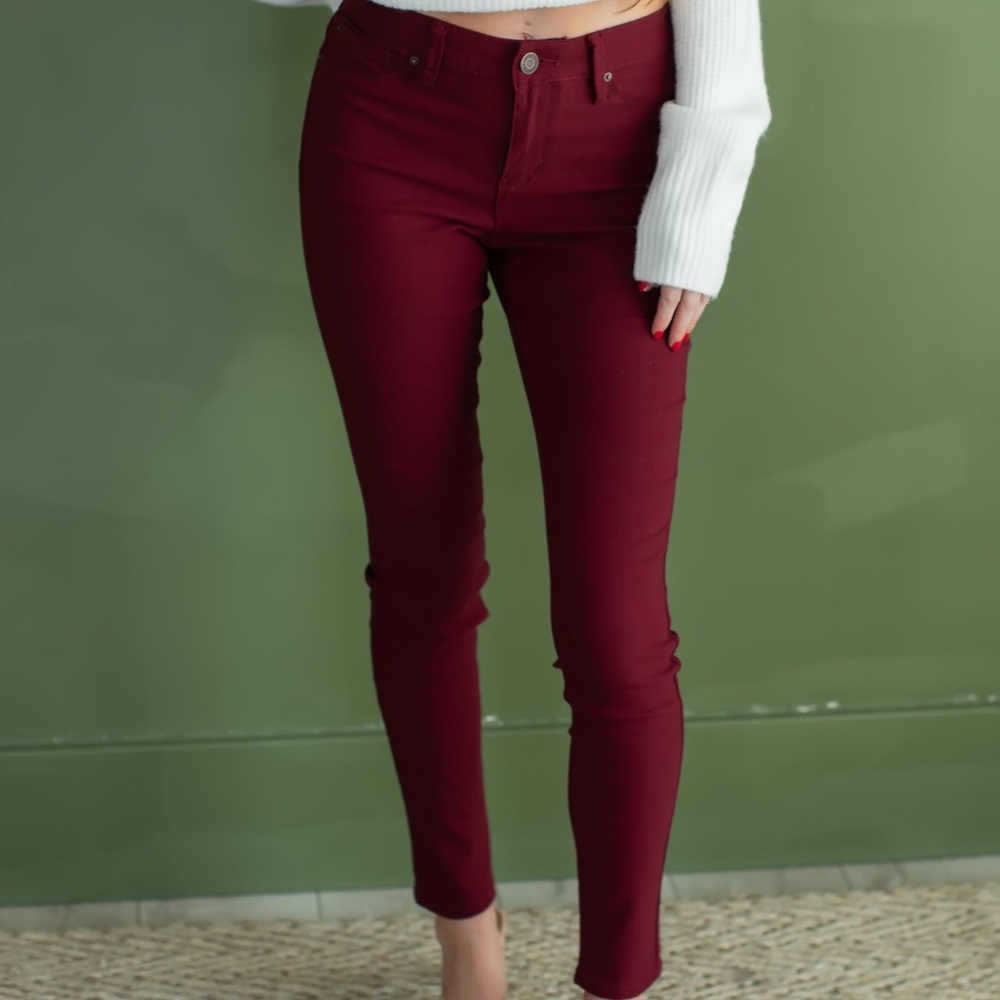 K Jordan Women's Burgundy Ankle Skinny Jeans